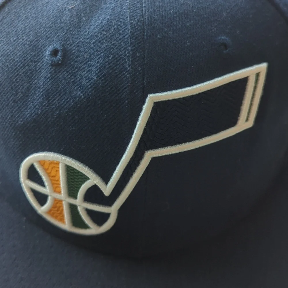 New Era Men's NBA Utah‎ Jazz Embroidered Logo Snapback Hat